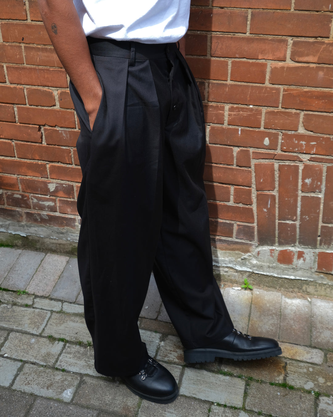 Wide Leg Pleated Trousers