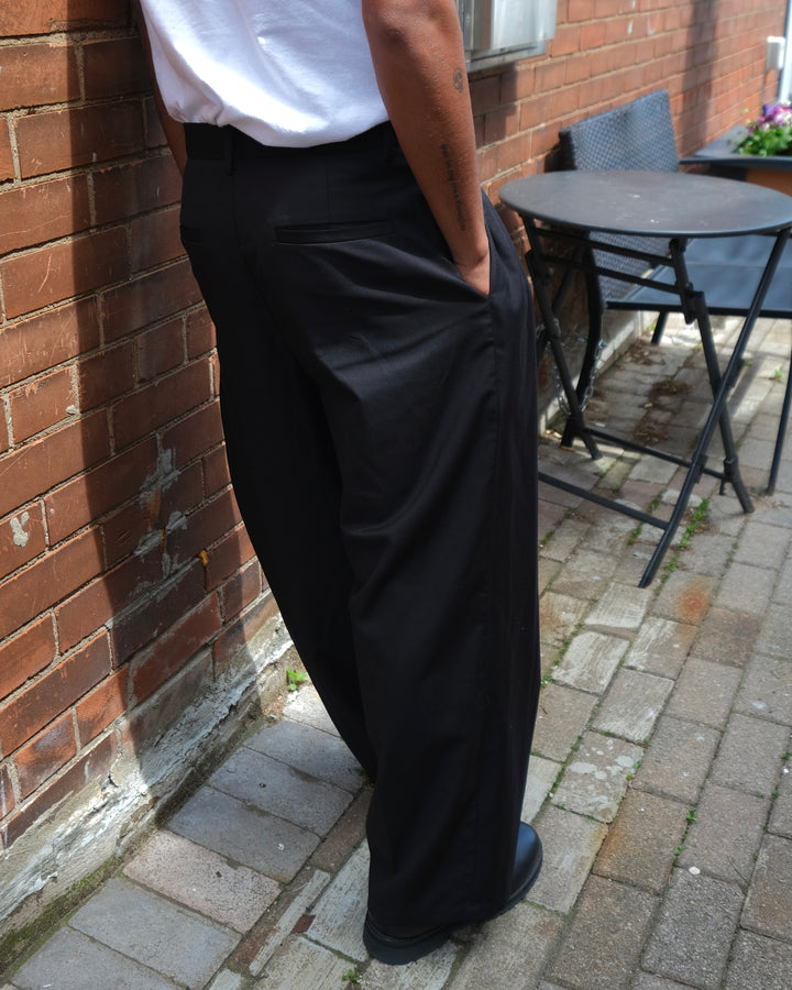 Wide Leg Pleated Trousers