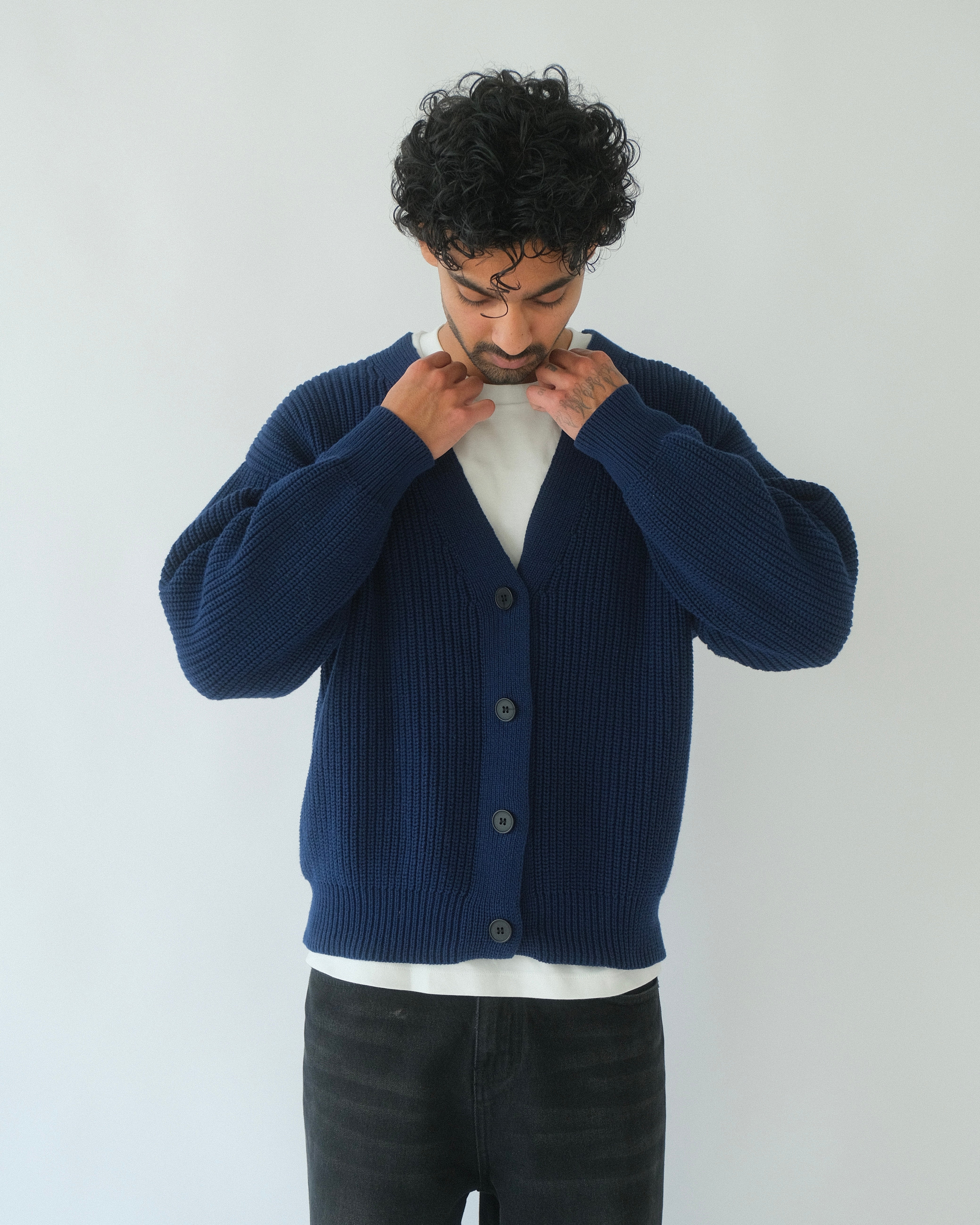 Navy Cardigan – 4tothe9