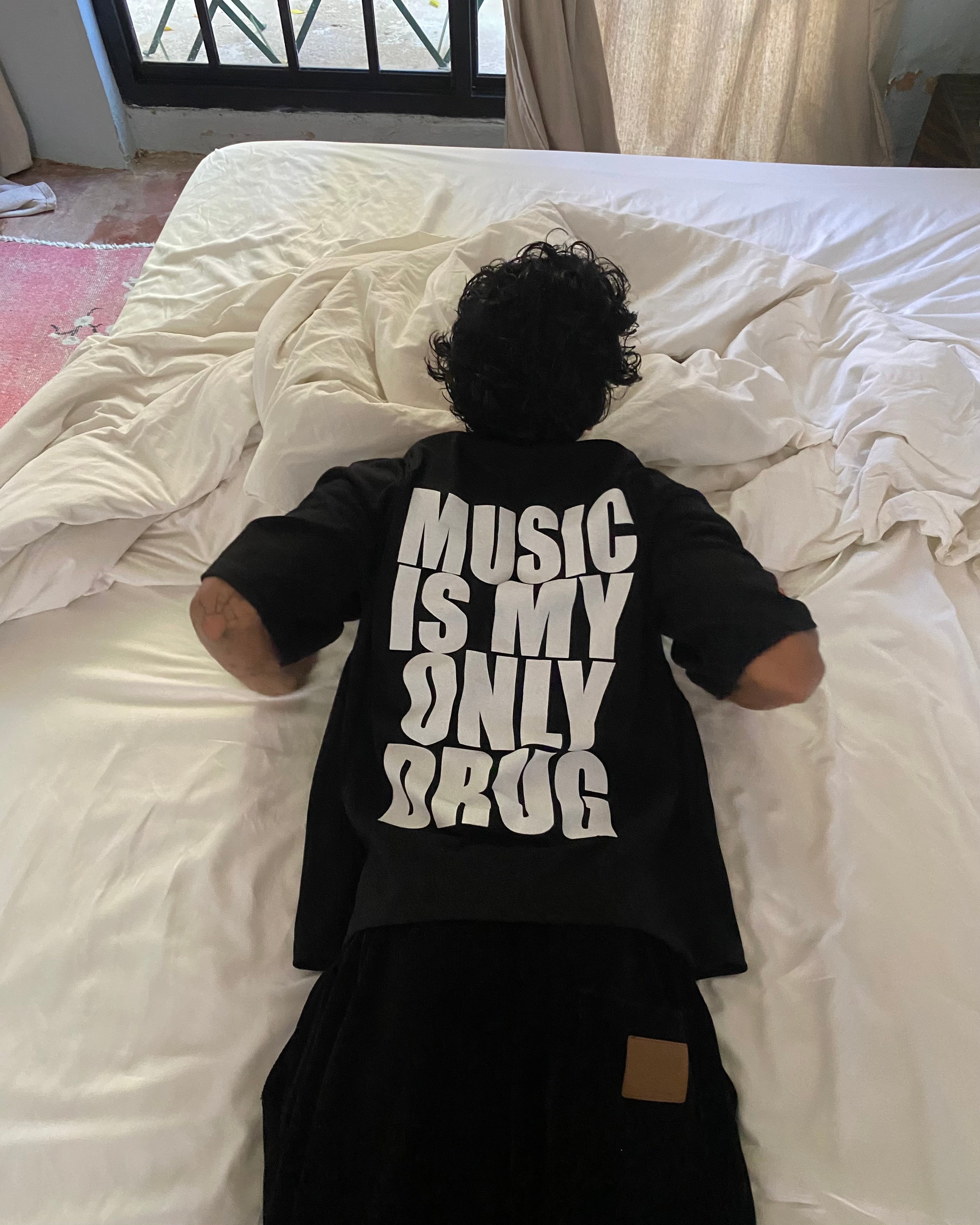 Music Is My Only Drug Tee | Black Y2K Tee – 4tothe9