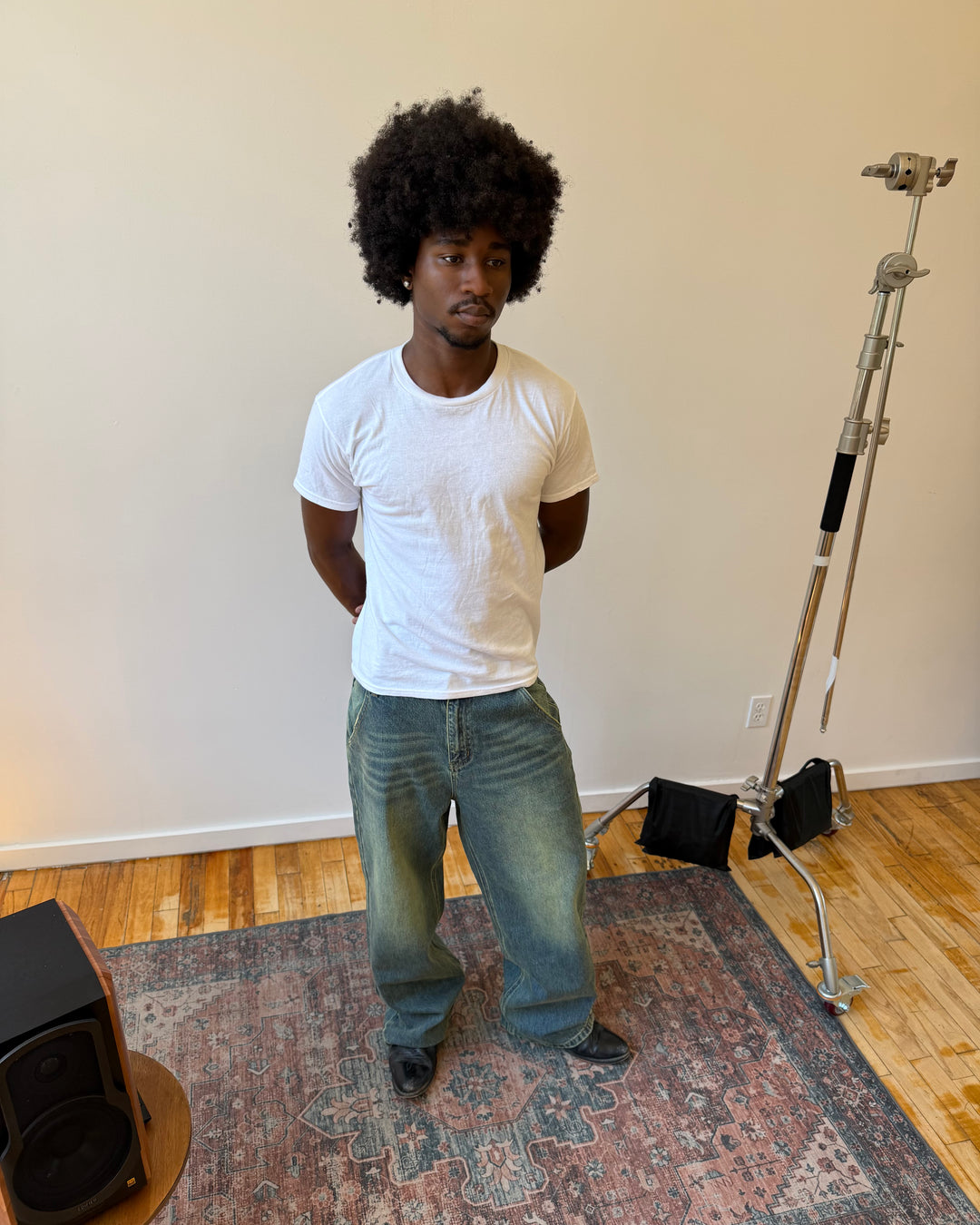Distressed Denim Jeans V1