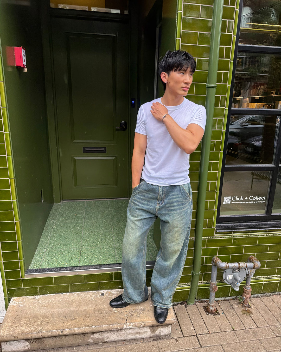 Distressed Denim Jeans V1
